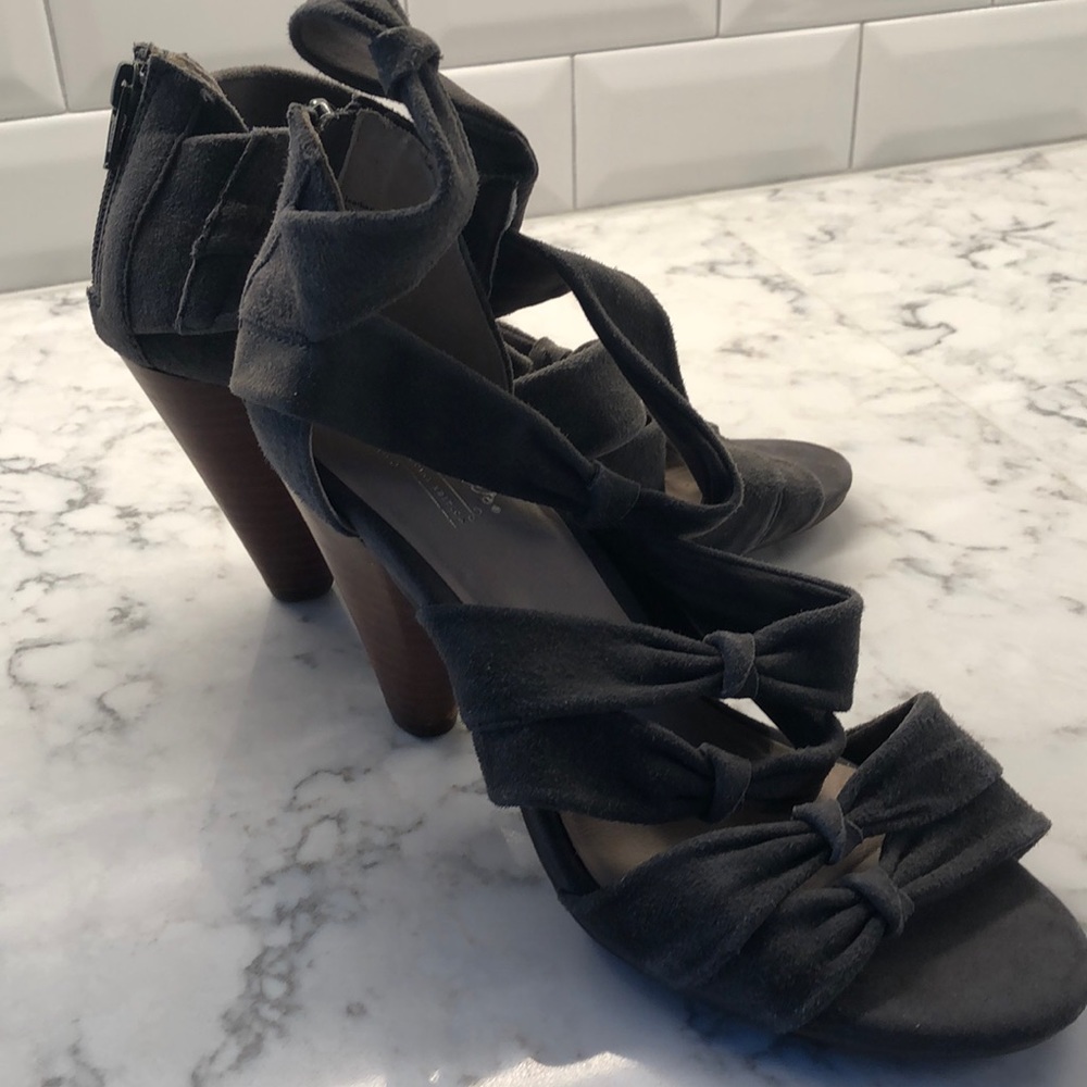 NEW Suede Shoes - Gray - Size 8